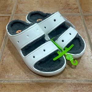 Crocs Classic Cozy Fuzzy Sandals White 207446-100 Women’s Size 9